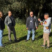Foro colorida, secretário e equipe